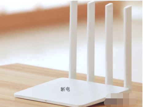 Win10專業版開機卡在歡迎界面要怎么解決？