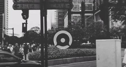 抖音我當(dāng)初就不應(yīng)該嫁給一個毫無擔(dān)當(dāng)?shù)哪腥送暾媾_詞及出處