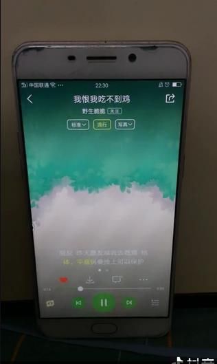 抖音野生脆脆吃雞歌曲在哪聽？抖音我恨我自己永遠(yuǎn)吃不到雞歌曲分享